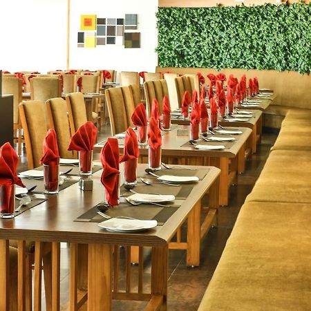 Fabhotel Flora Vastral อาเมดาบัด ภายนอก รูปภาพ