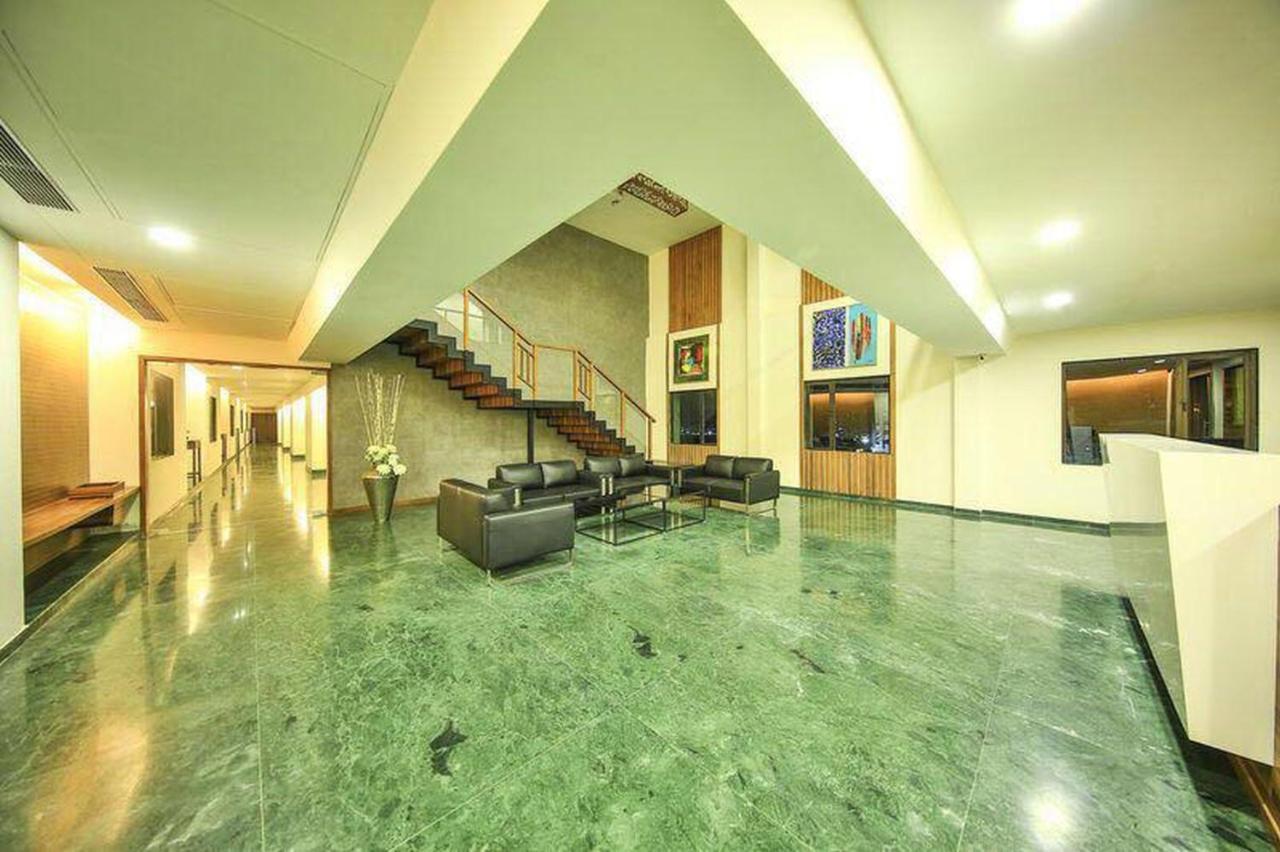 Fabhotel Flora Vastral อาเมดาบัด ภายนอก รูปภาพ