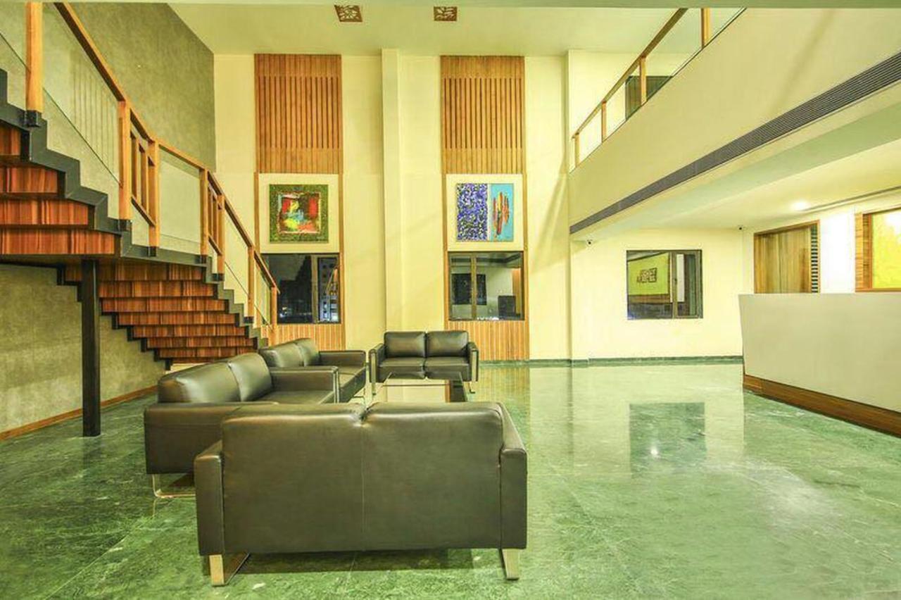 Fabhotel Flora Vastral อาเมดาบัด ภายนอก รูปภาพ