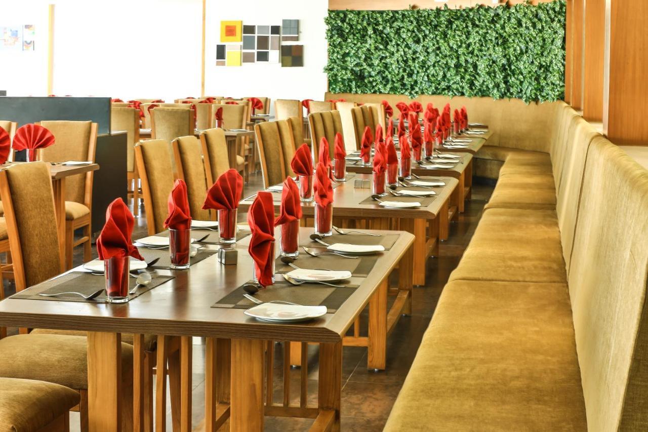 Fabhotel Flora Vastral อาเมดาบัด ภายนอก รูปภาพ