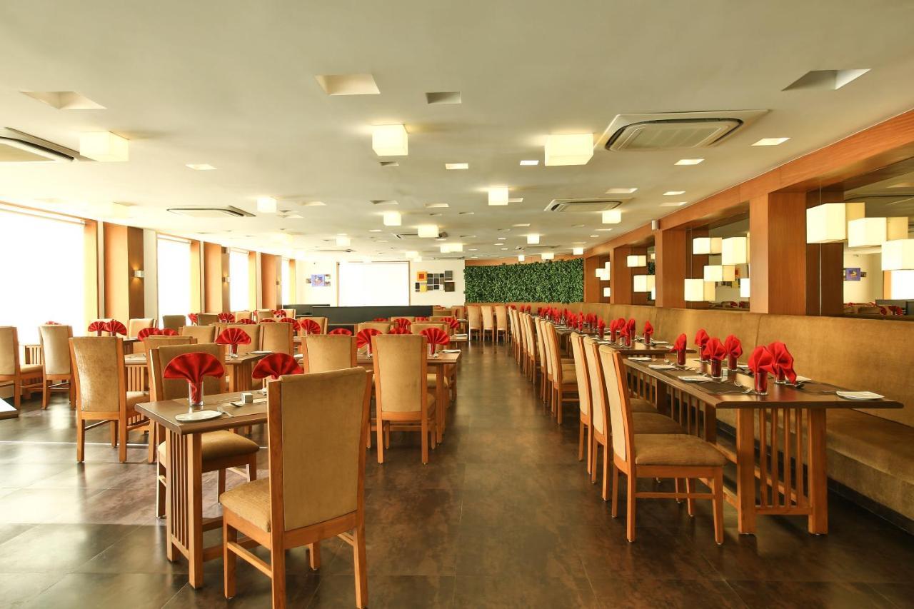 Fabhotel Flora Vastral อาเมดาบัด ภายนอก รูปภาพ