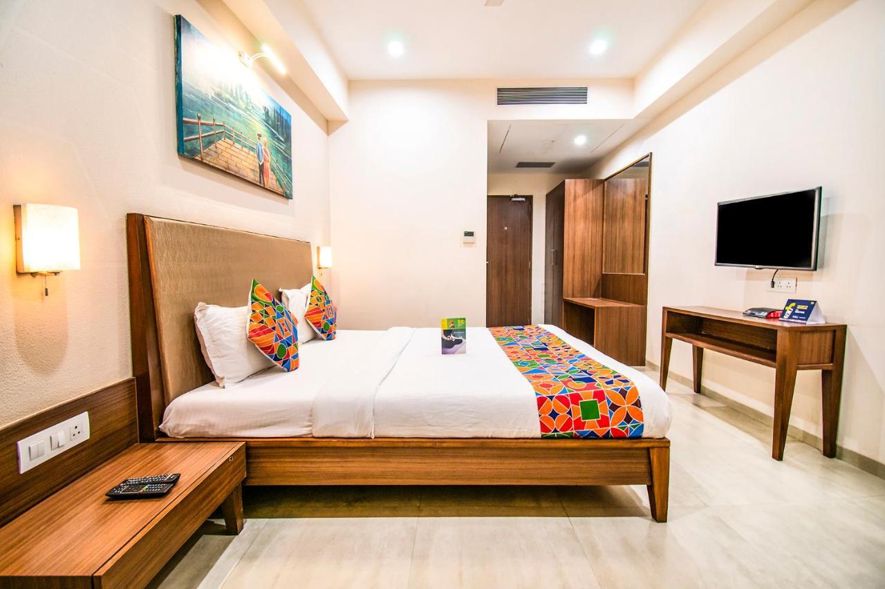 Fabhotel Flora Vastral อาเมดาบัด ภายนอก รูปภาพ
